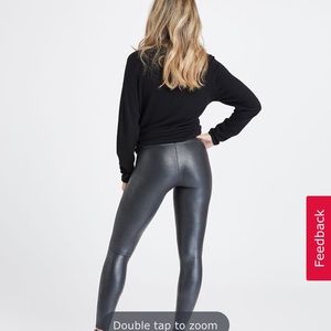 Spanx Faux leather croc print legging
